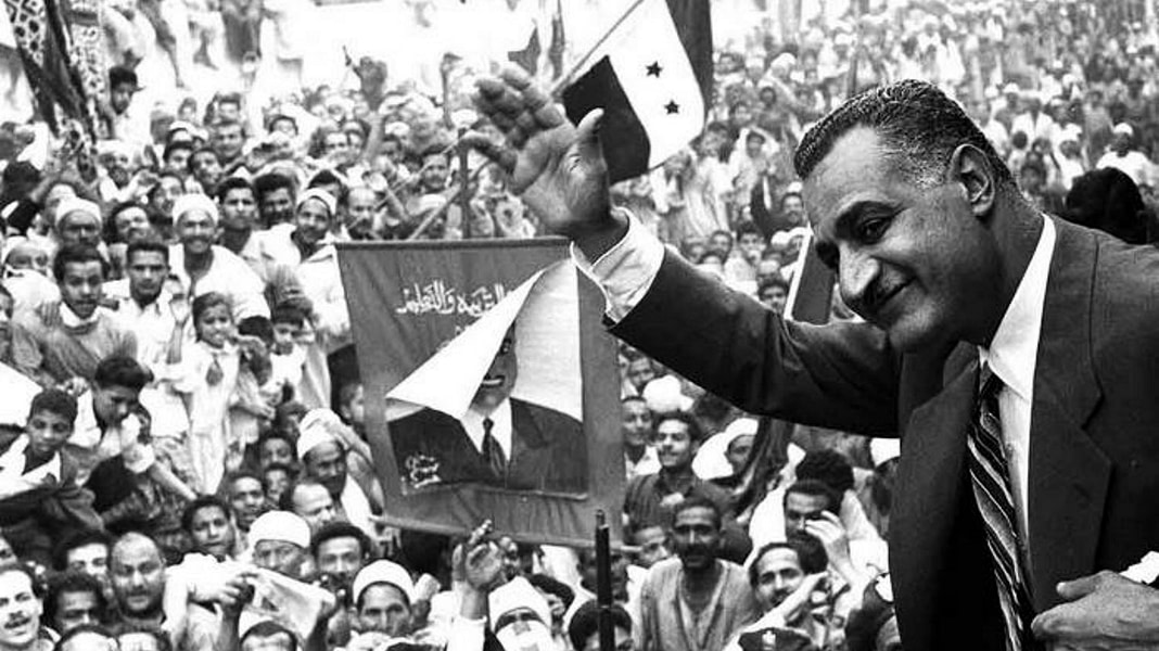 nasser_in_mansoura_1960-1-e1477407944590