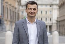 “DRAGHI SE NE DEVE ANDARE!”